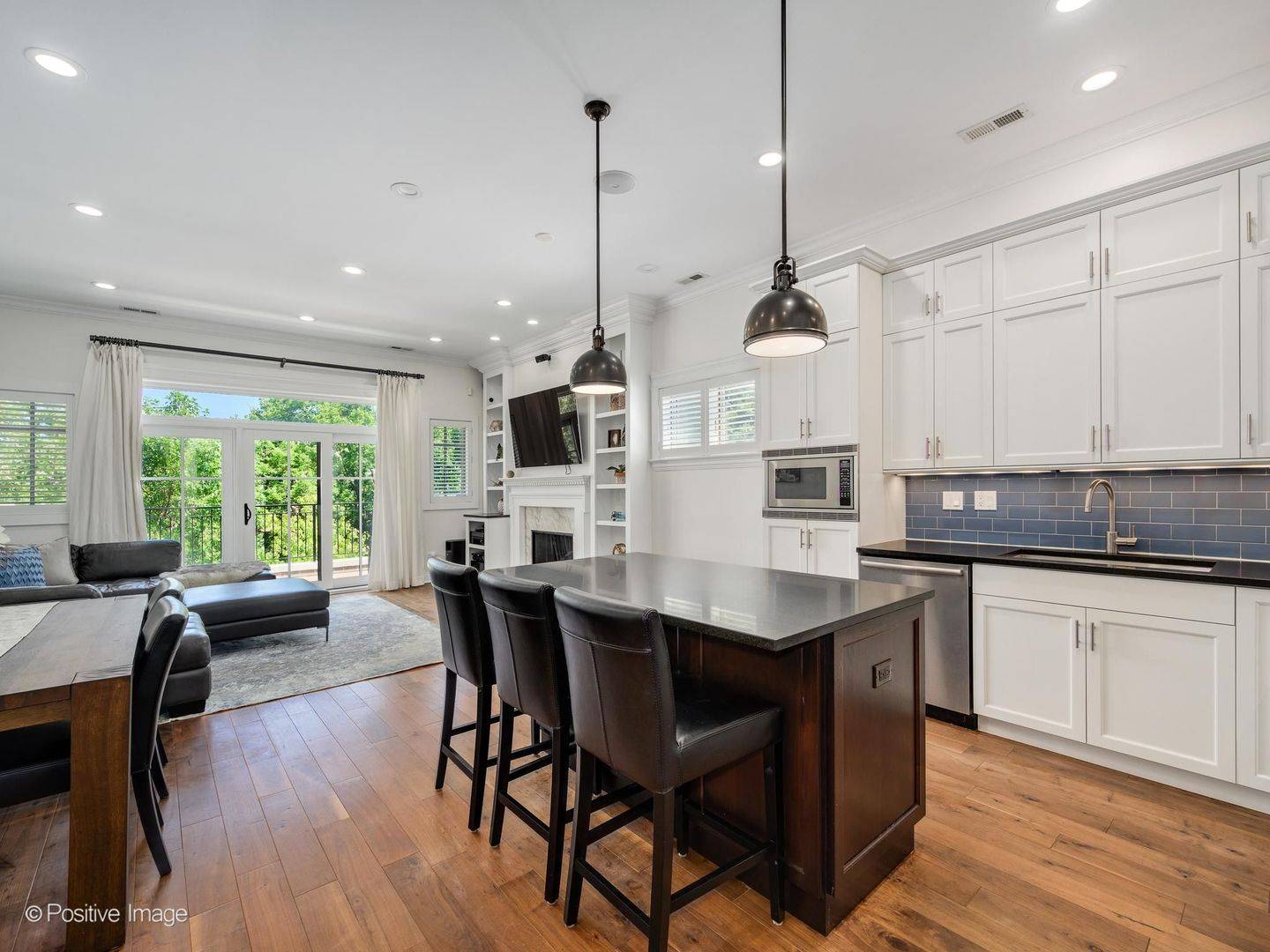2242 N Seminary AVE #3, Chicago, IL 60614