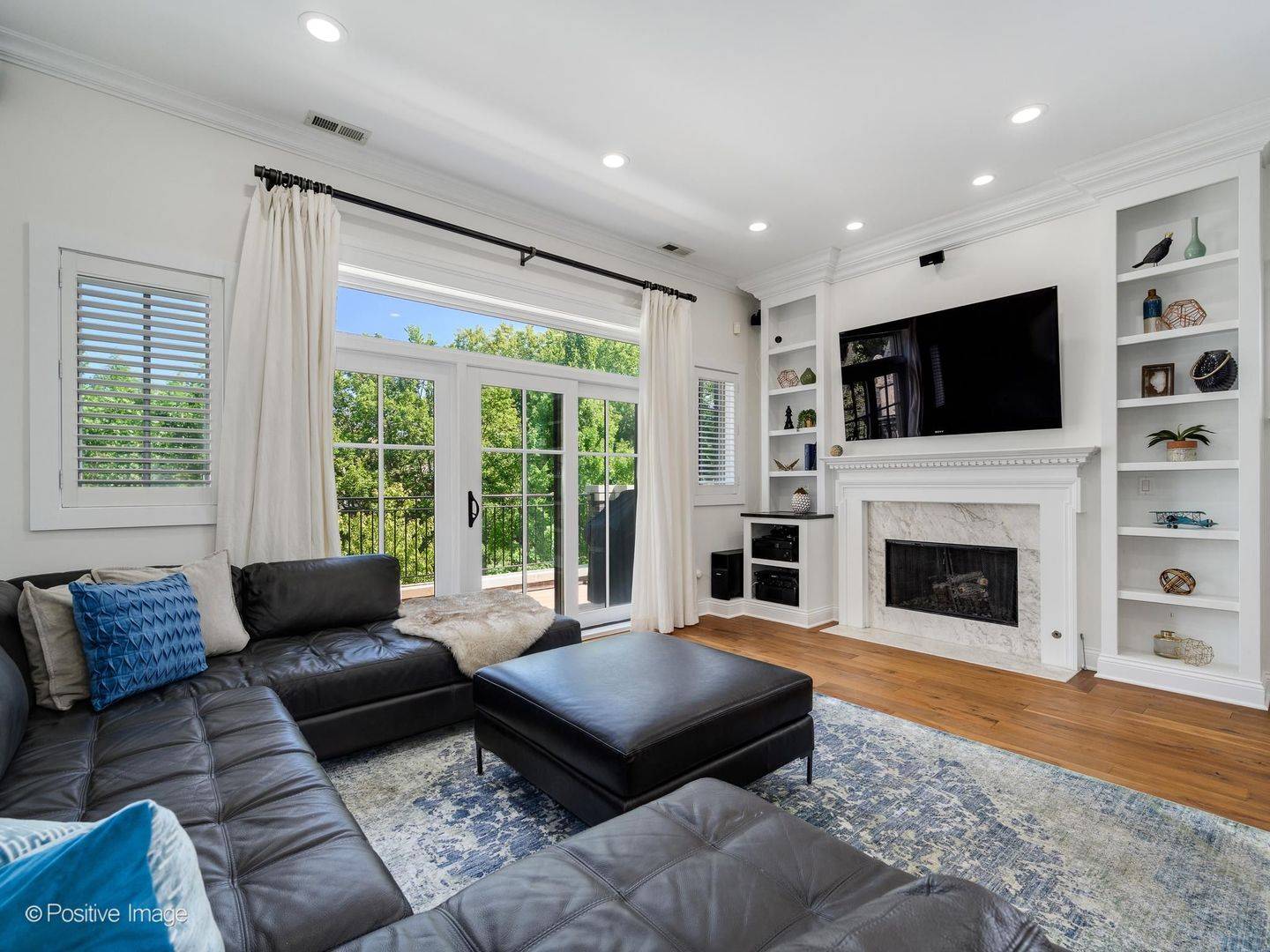 2242 N Seminary AVE #3, Chicago, IL 60614
