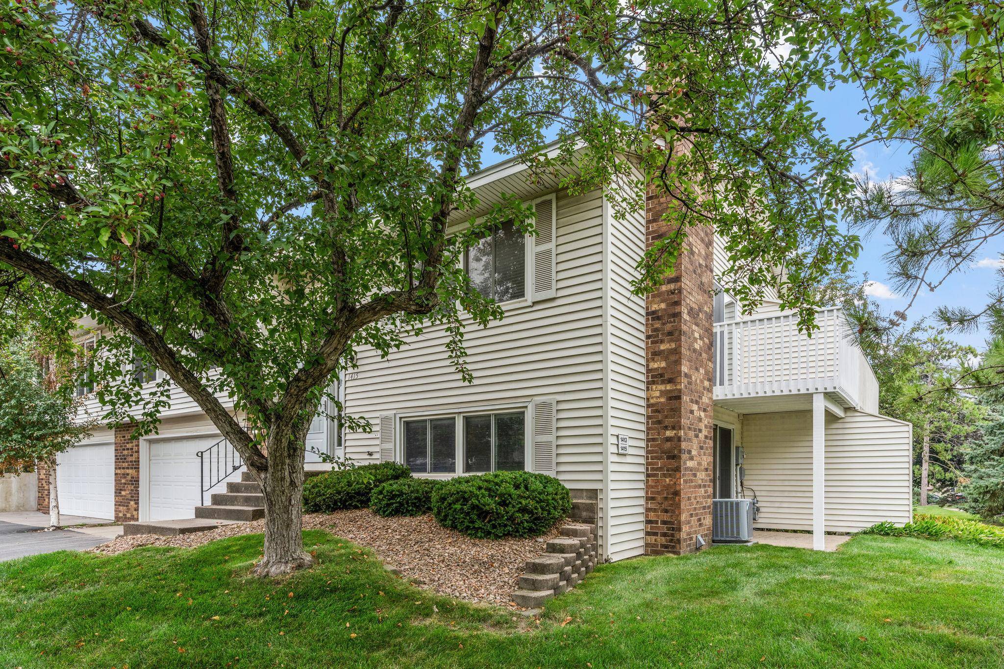 1415 W 140th ST, Burnsville, MN 55337