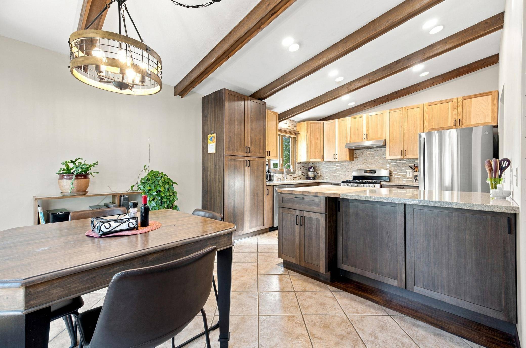 1530 Lois DR, Shoreview, MN 55126