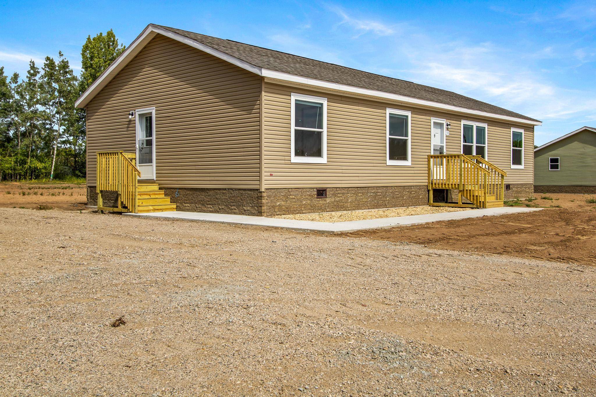 108 Eagle DR, Sandstone, MN 55072