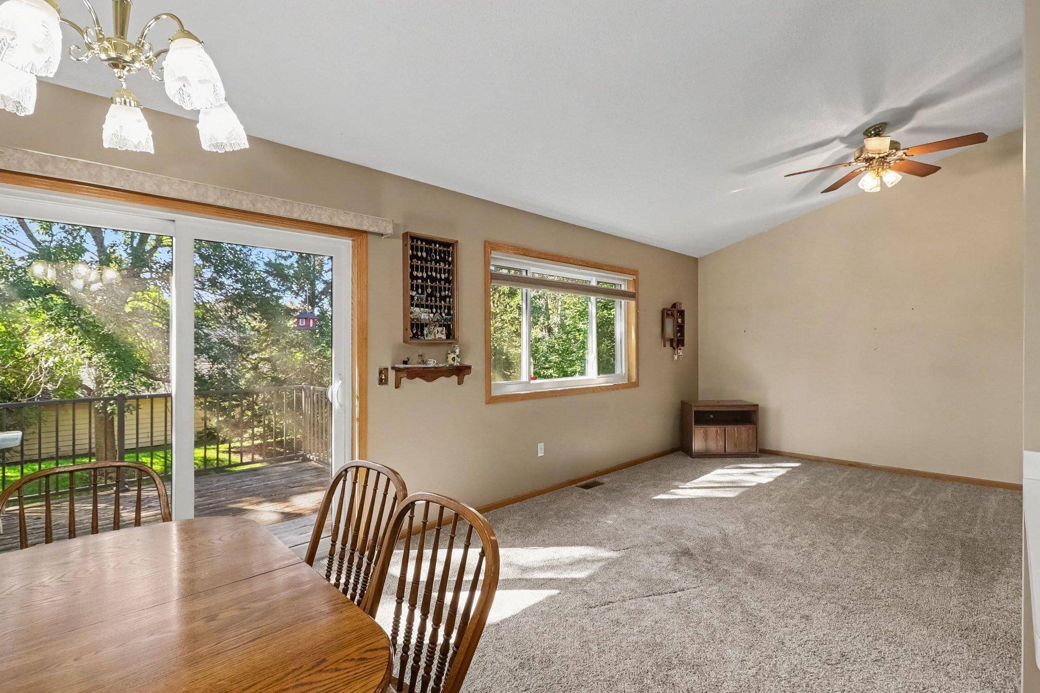 2658 Cutters Grove CIR, Anoka, MN 55303