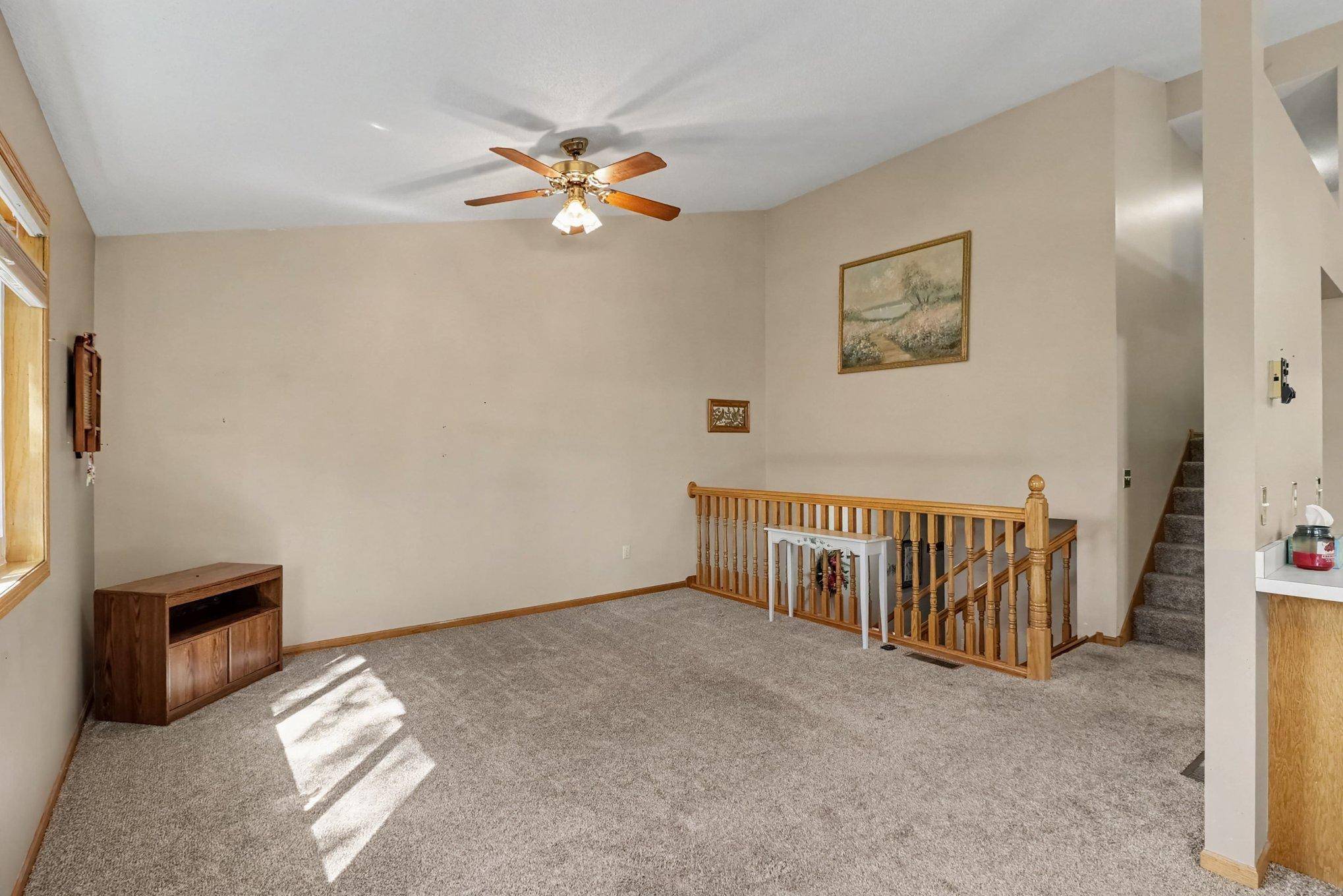 2658 Cutters Grove CIR, Anoka, MN 55303