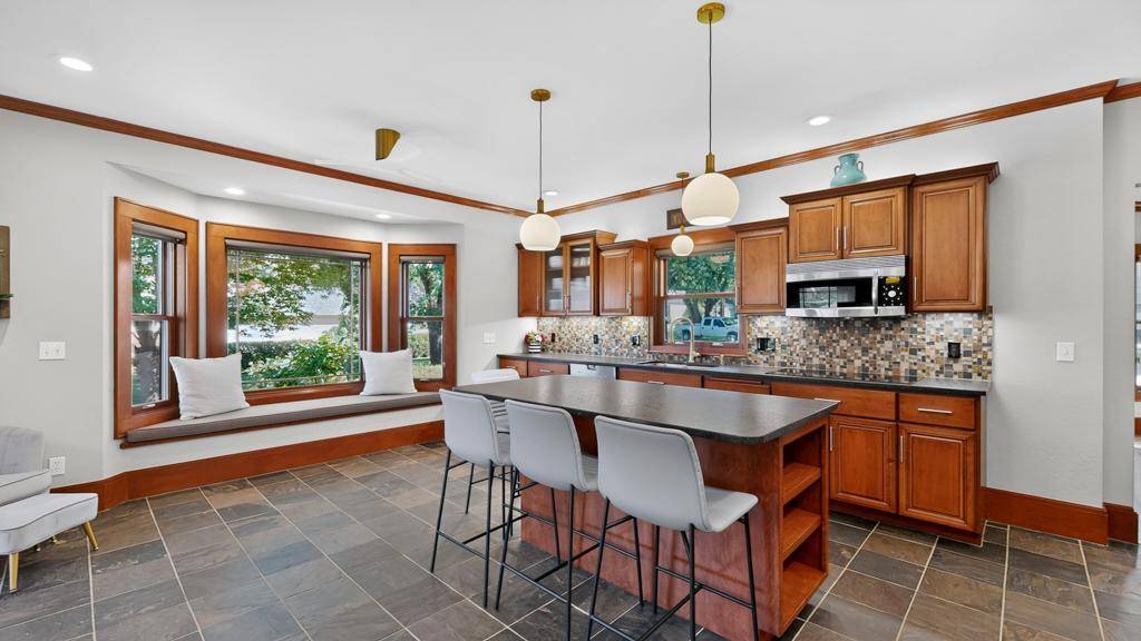 404 1st ST NE, Grand Meadow, MN 55936