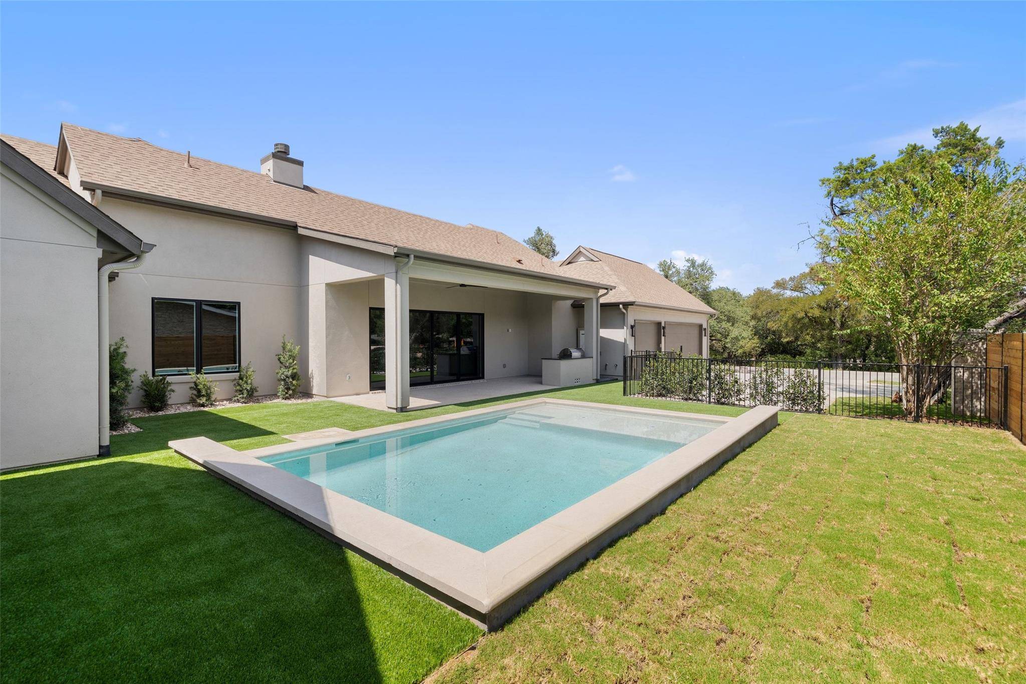 304 Comet, Lakeway, TX 78734
