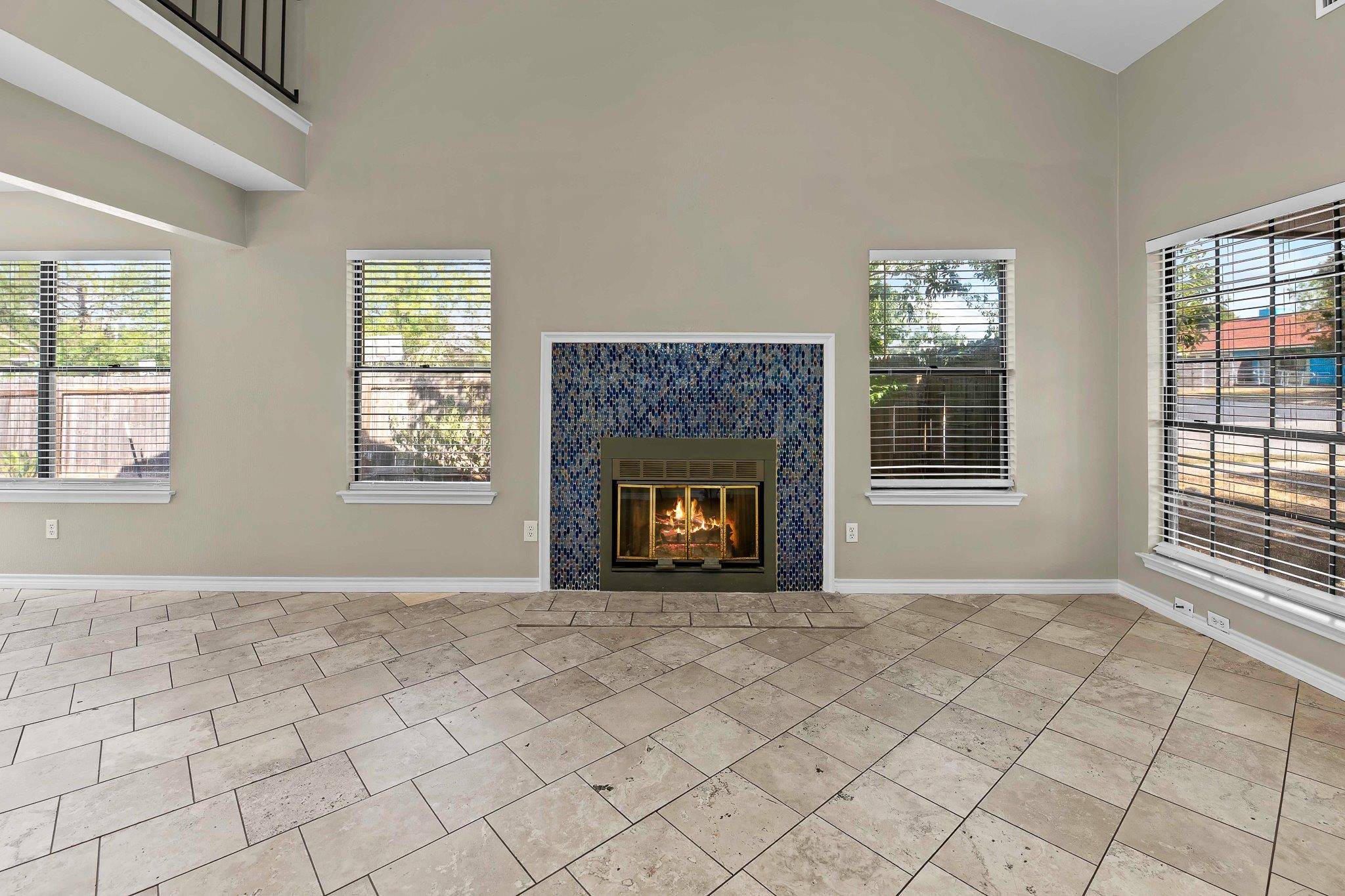 2304 Klattenhoff DR, Austin, TX 78728
