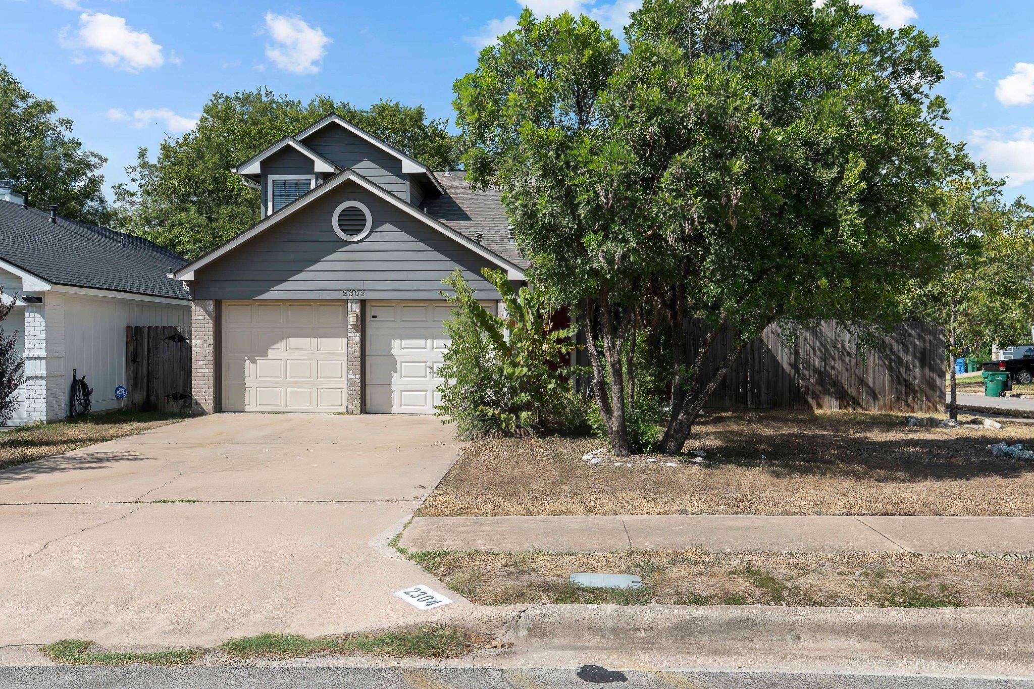 2304 Klattenhoff DR, Austin, TX 78728