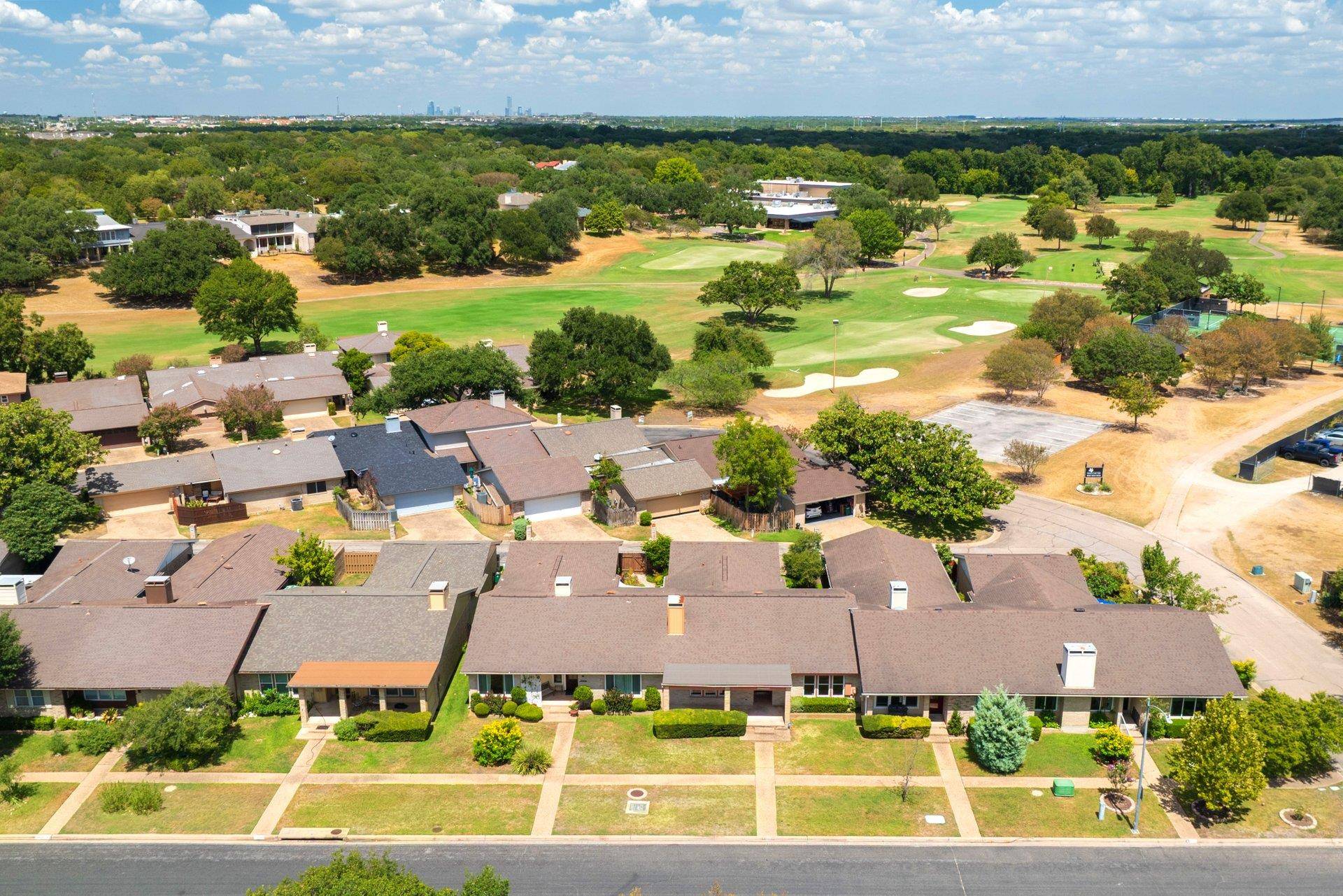 11133 Pinehurst #B DR #B, Austin, TX 78747
