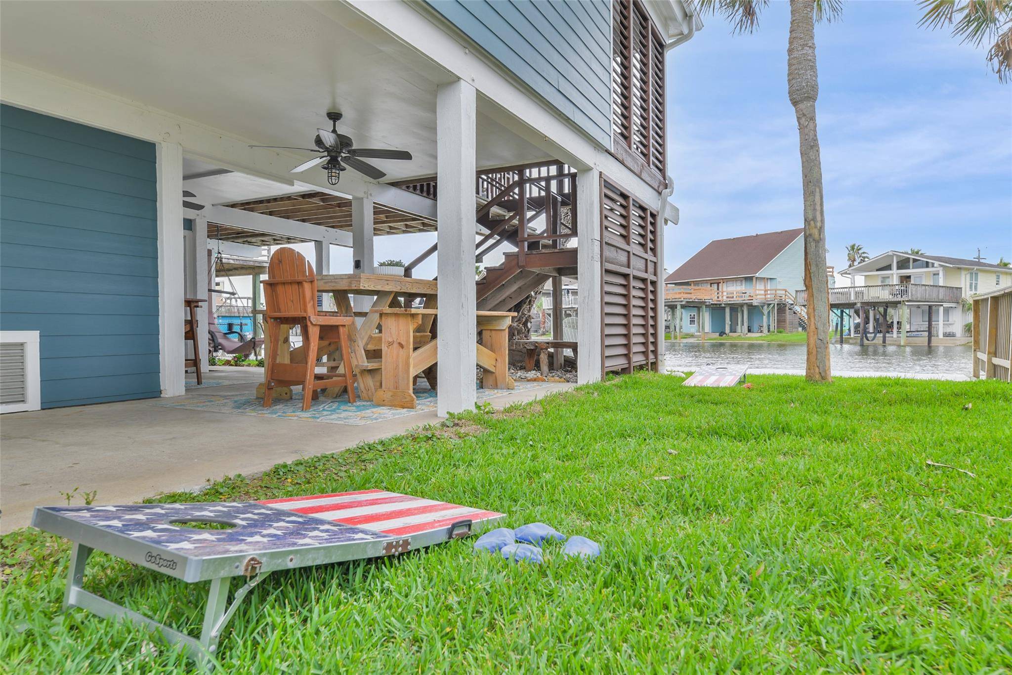 16619 Jamaica Cove RD, Jamaica Beach, TX 77554