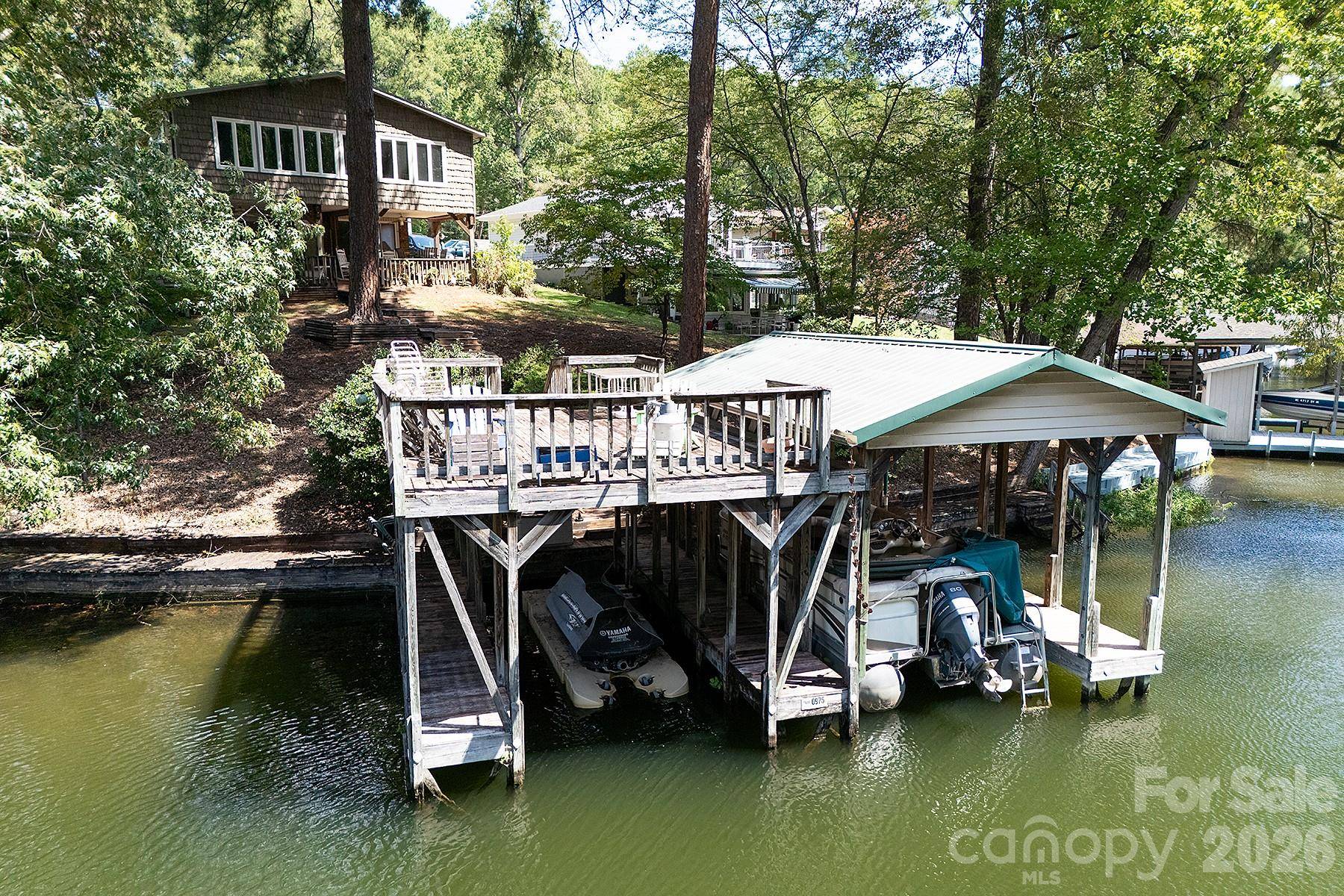 334 Fairway Shores RD, Mount Gilead, NC 27306