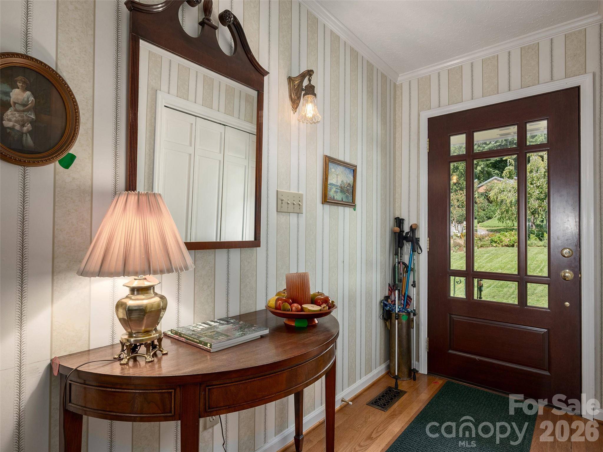 440 Sondley Woods PL, Asheville, NC 28805