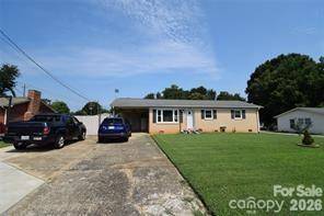 902 Carmel DR, Gastonia, NC 28056