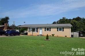 902 Carmel DR, Gastonia, NC 28056