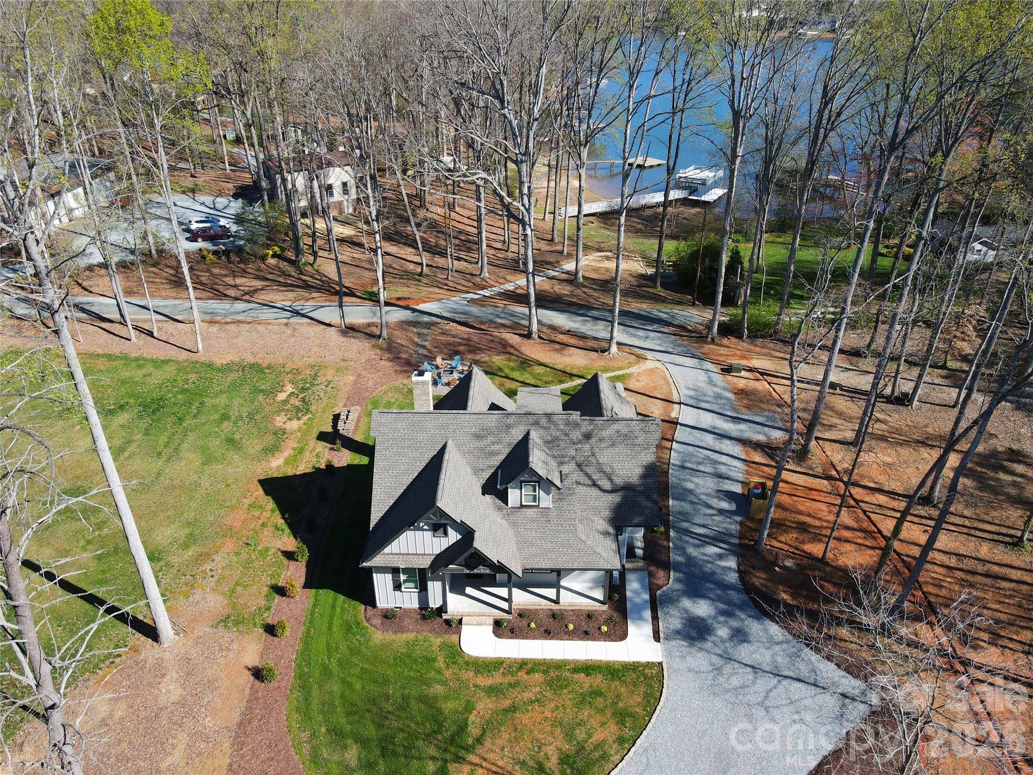 8320 Drena DR, Sherrills Ford, NC 28673