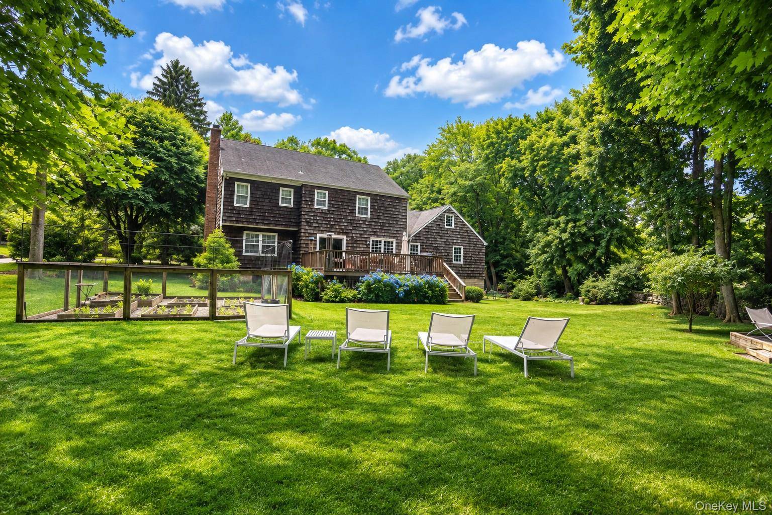 15 Laurel Hill RD, Dobbs Ferry, NY 10522