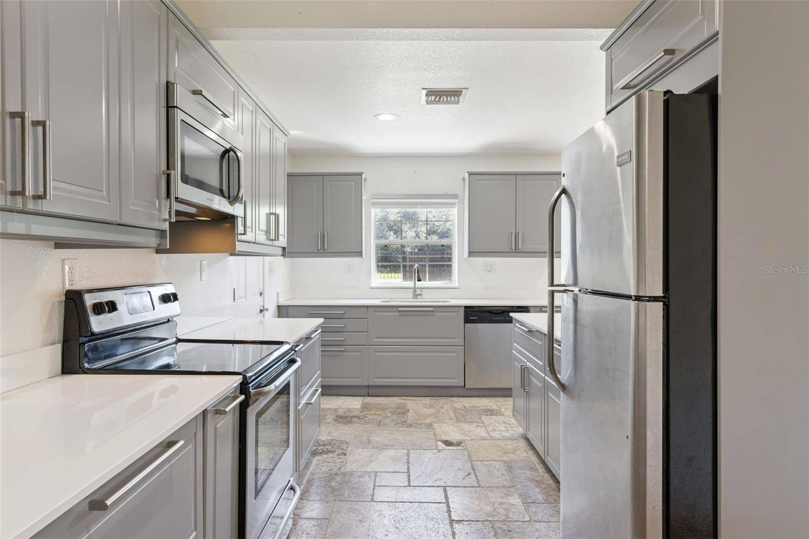 4722 N ORANGE BLOSSOM TRL, Mount Dora, FL 32757
