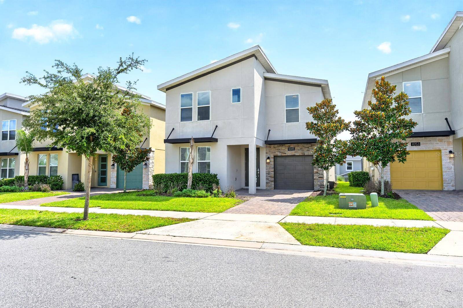 1045 LEADER ST, Davenport, FL 33896