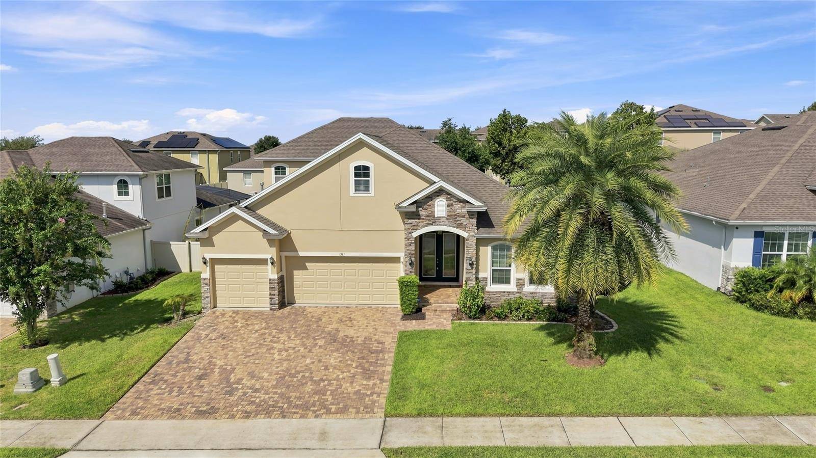 1361 CAVENDER CREEK RD, Minneola, FL 34715