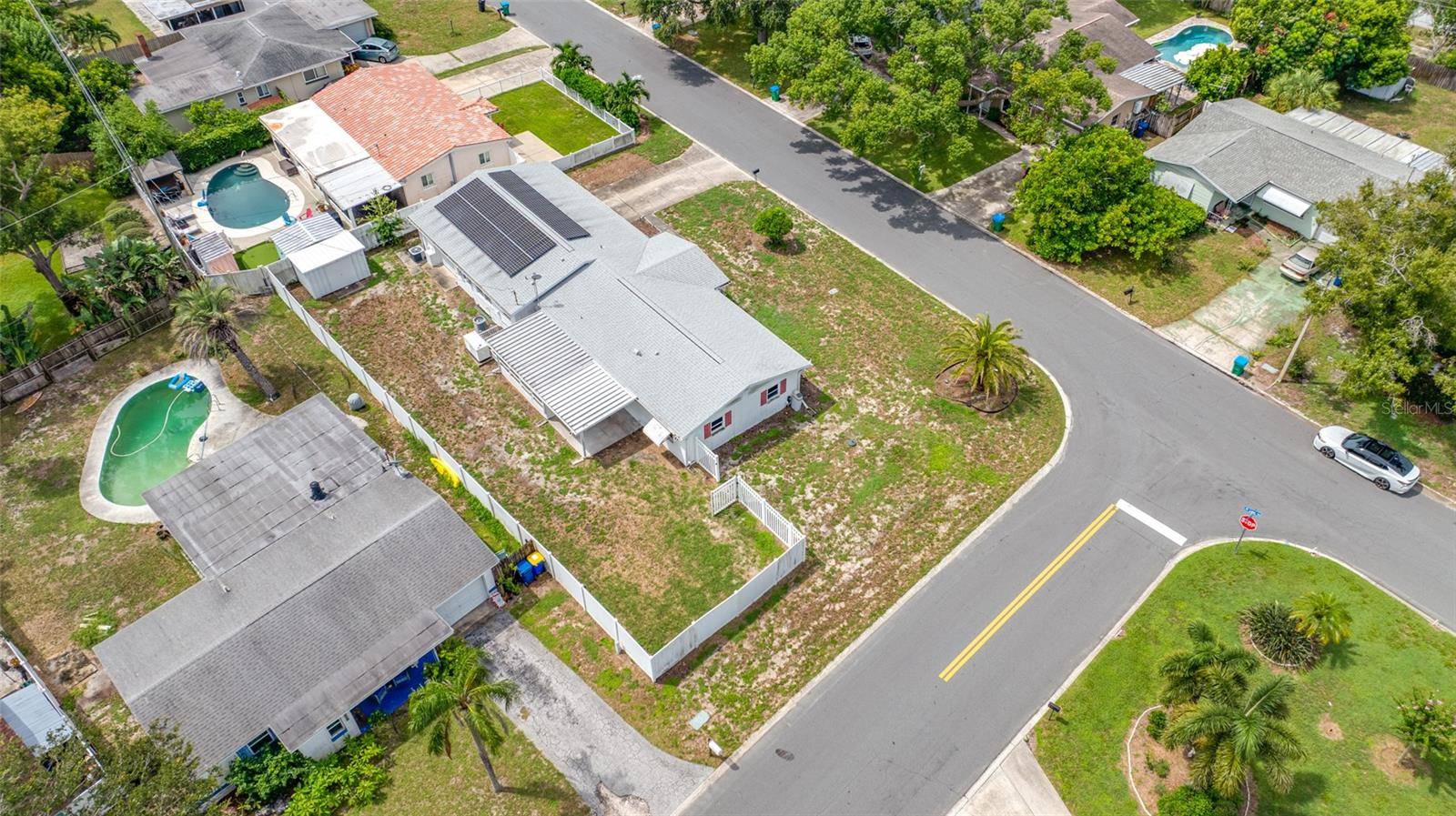 5695 LIME WAY, Seminole, FL 33772