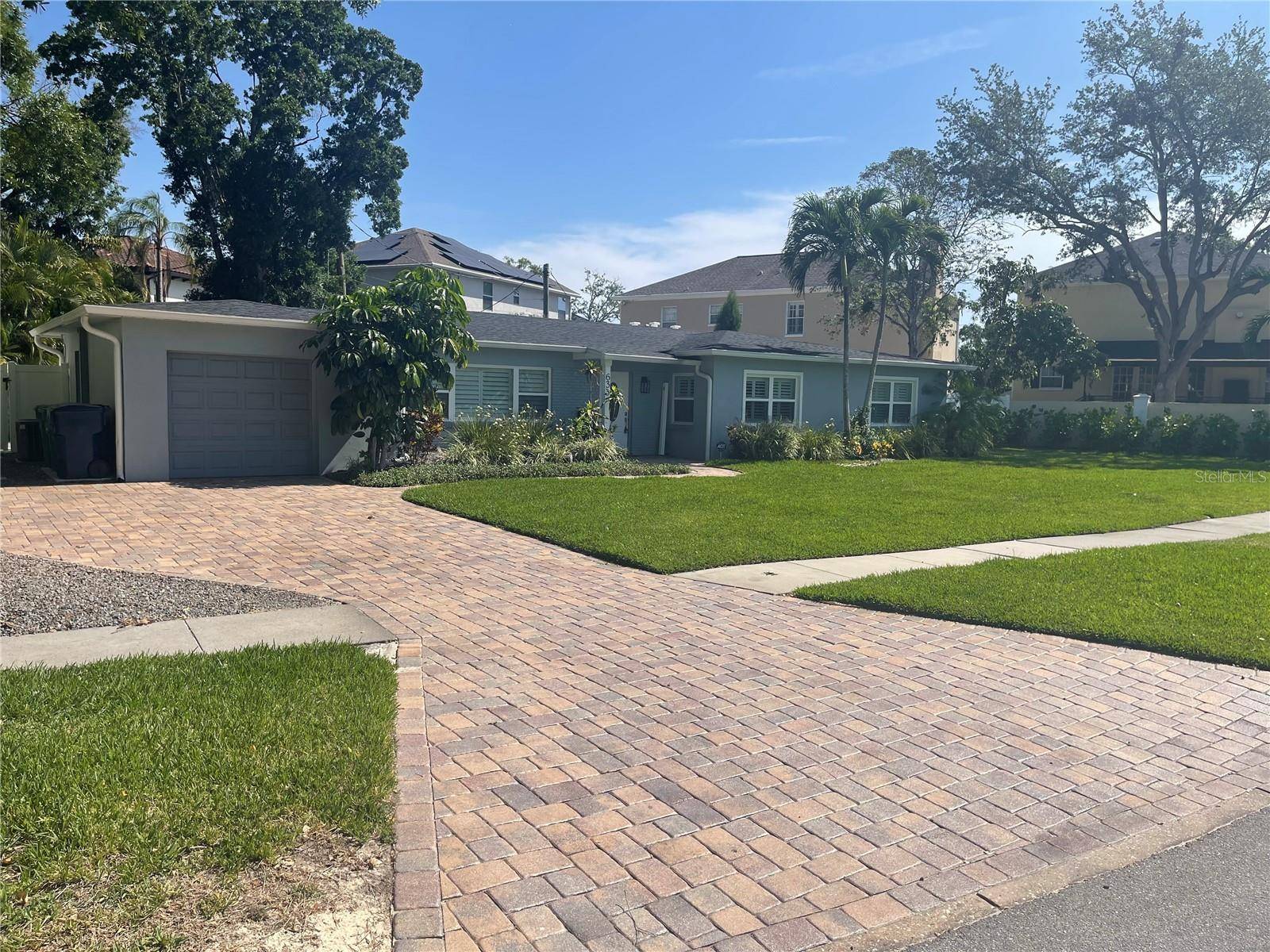 633 BOSPHOROUS AVE, Tampa, FL 33606