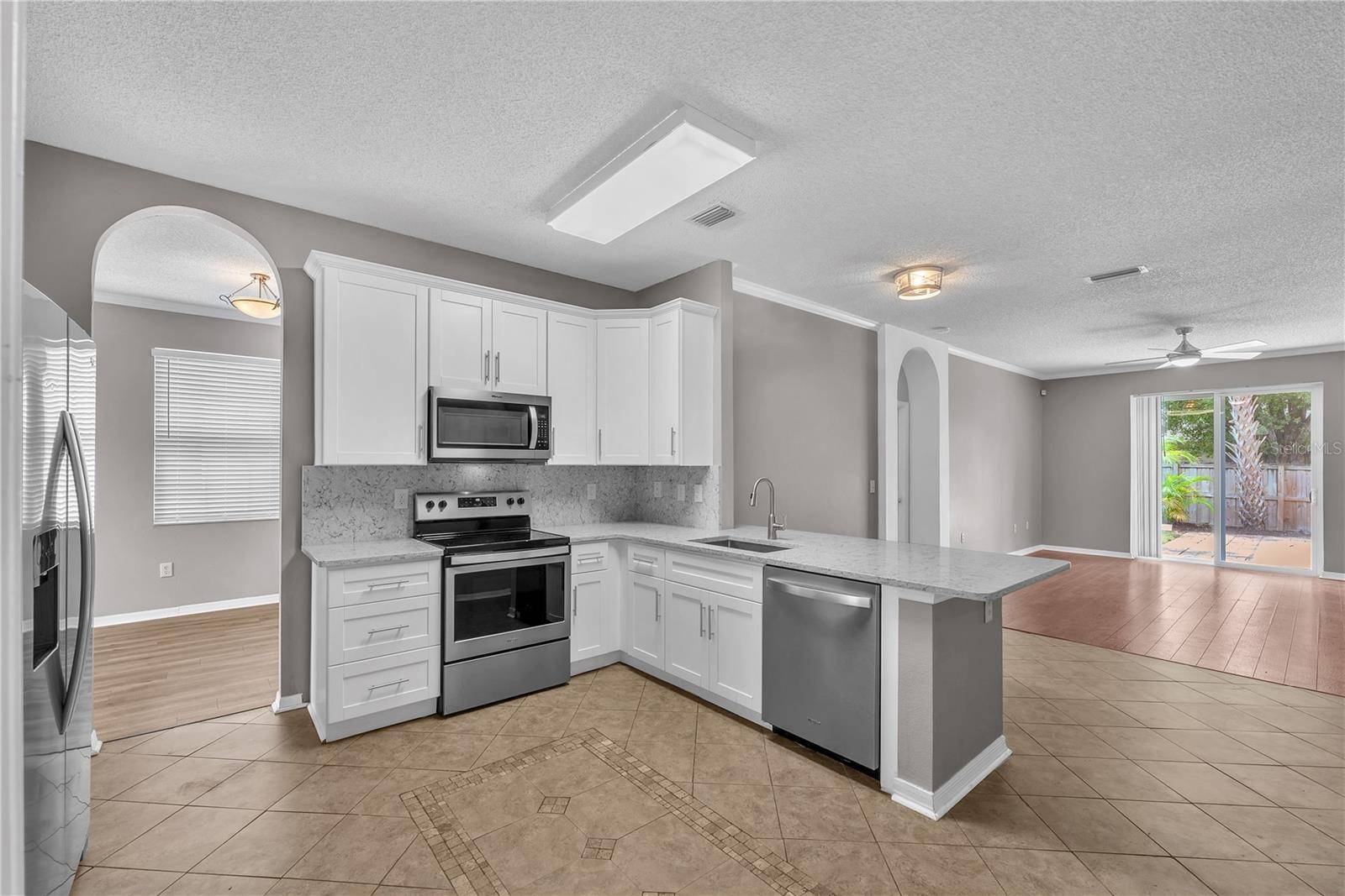 506 GREG ST, Valrico, FL 33594