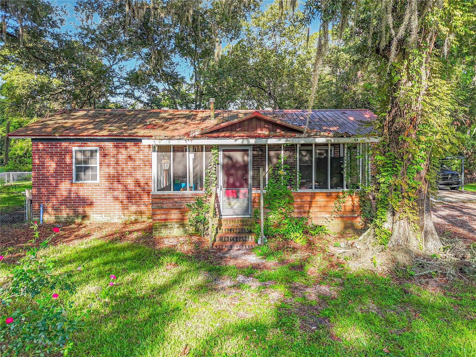 27080 IOWA ST, Hilliard, FL 32046
