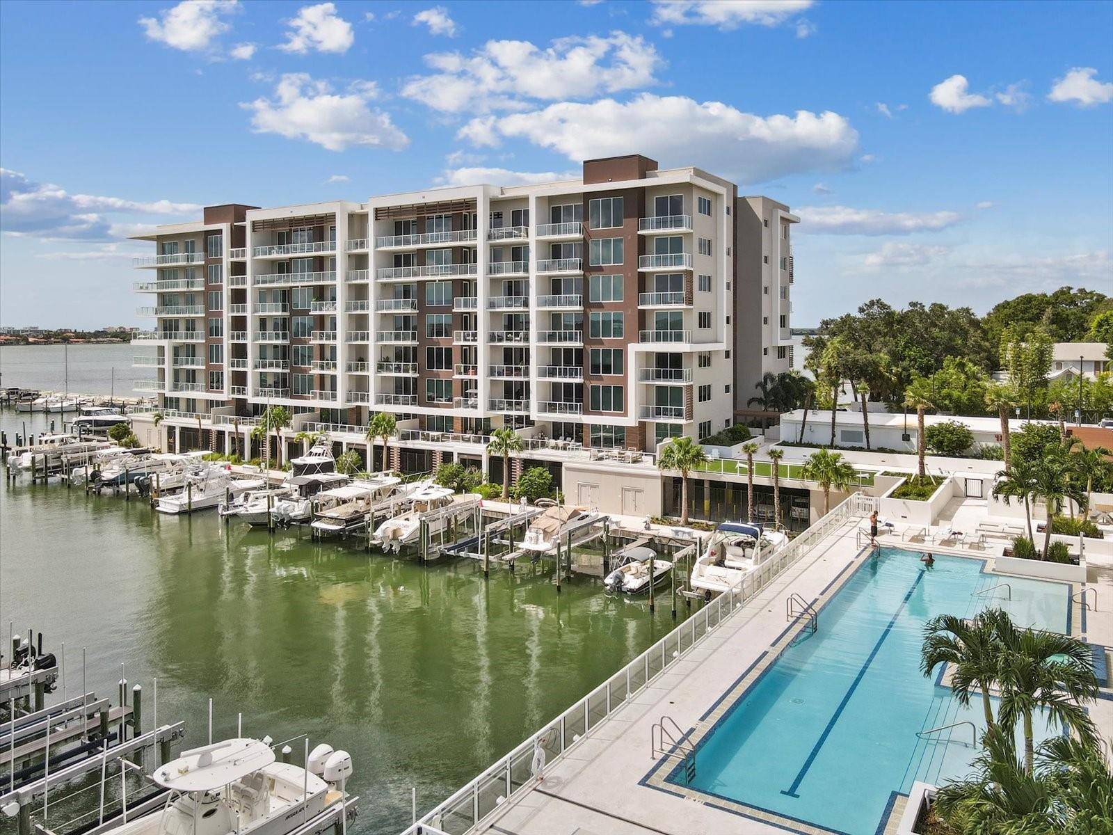 920 N OSCEOLA AVE #303, Clearwater, FL 33755