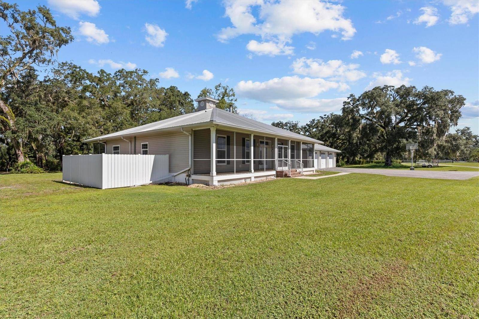7041 QUARTERHORSE LN, Brooksville, FL 34604