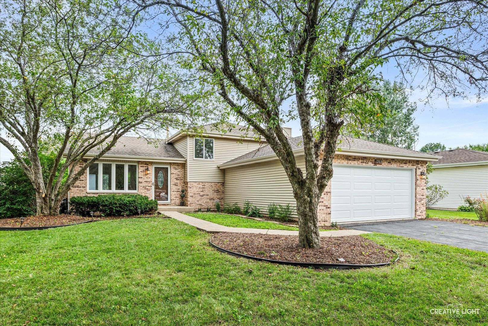 1702 Pebble Beach DR, Plainfield, IL 60586