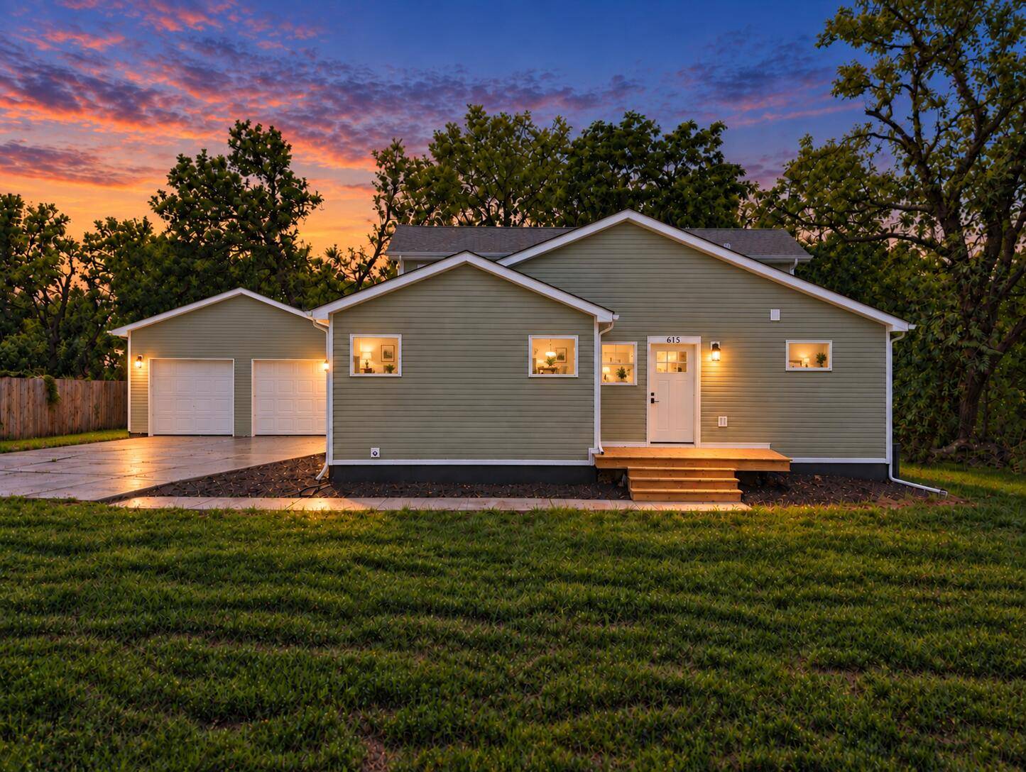 615 Yellowstone RD, Valparaiso, IN 46385