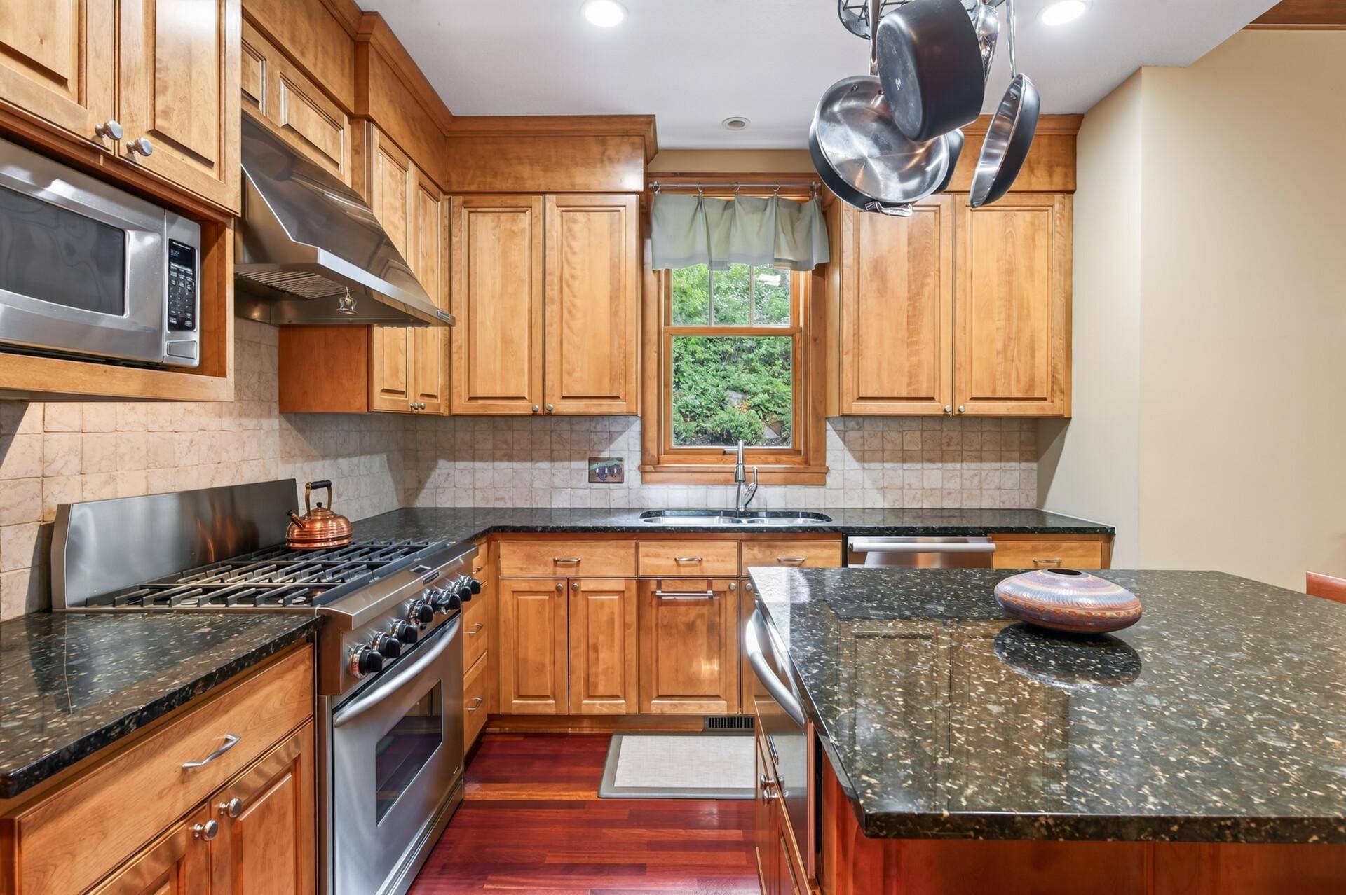 1423 June AVE S, Golden Valley, MN 55416