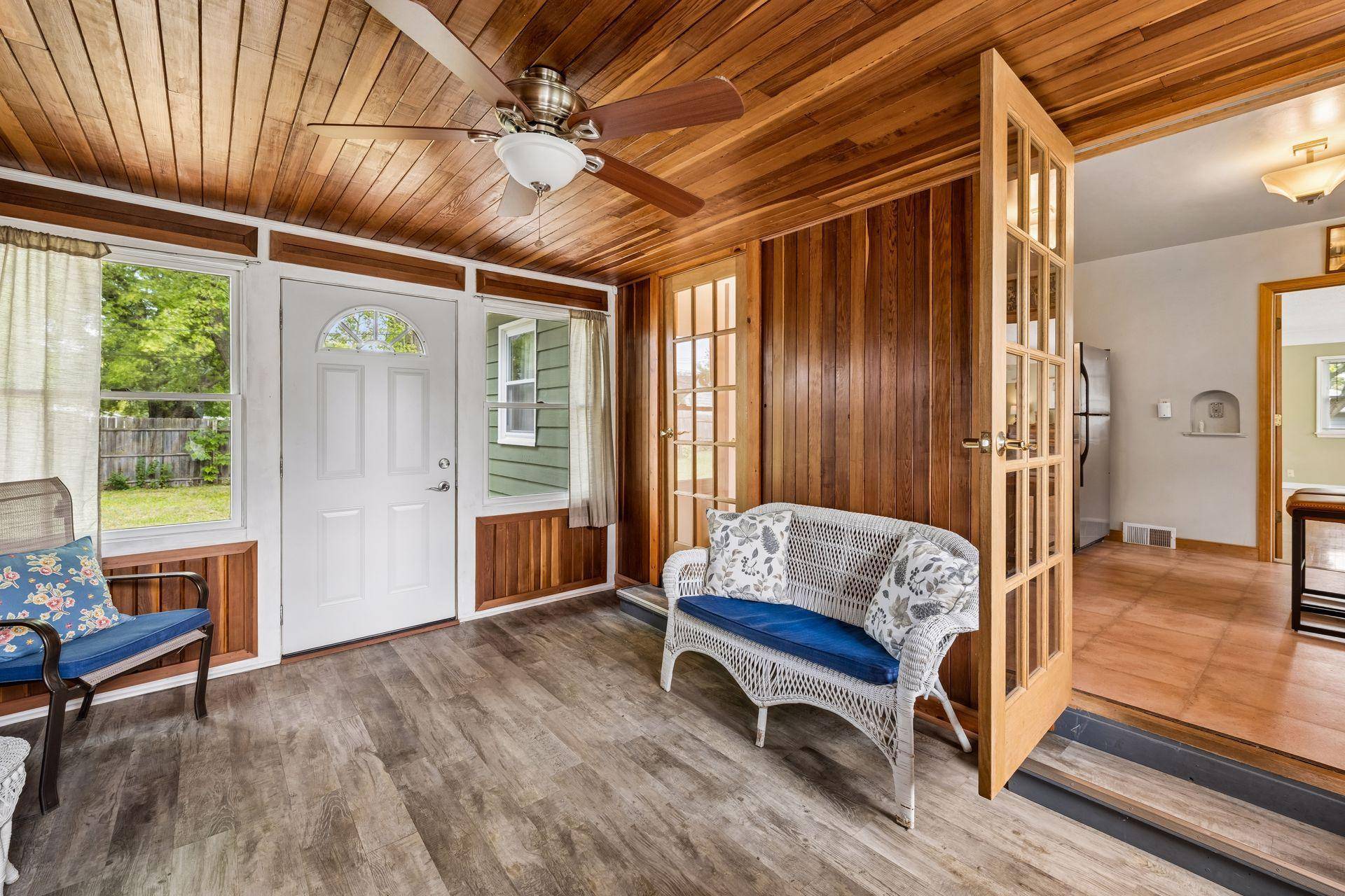 317 Franklin AVE SW, Watertown, MN 55388