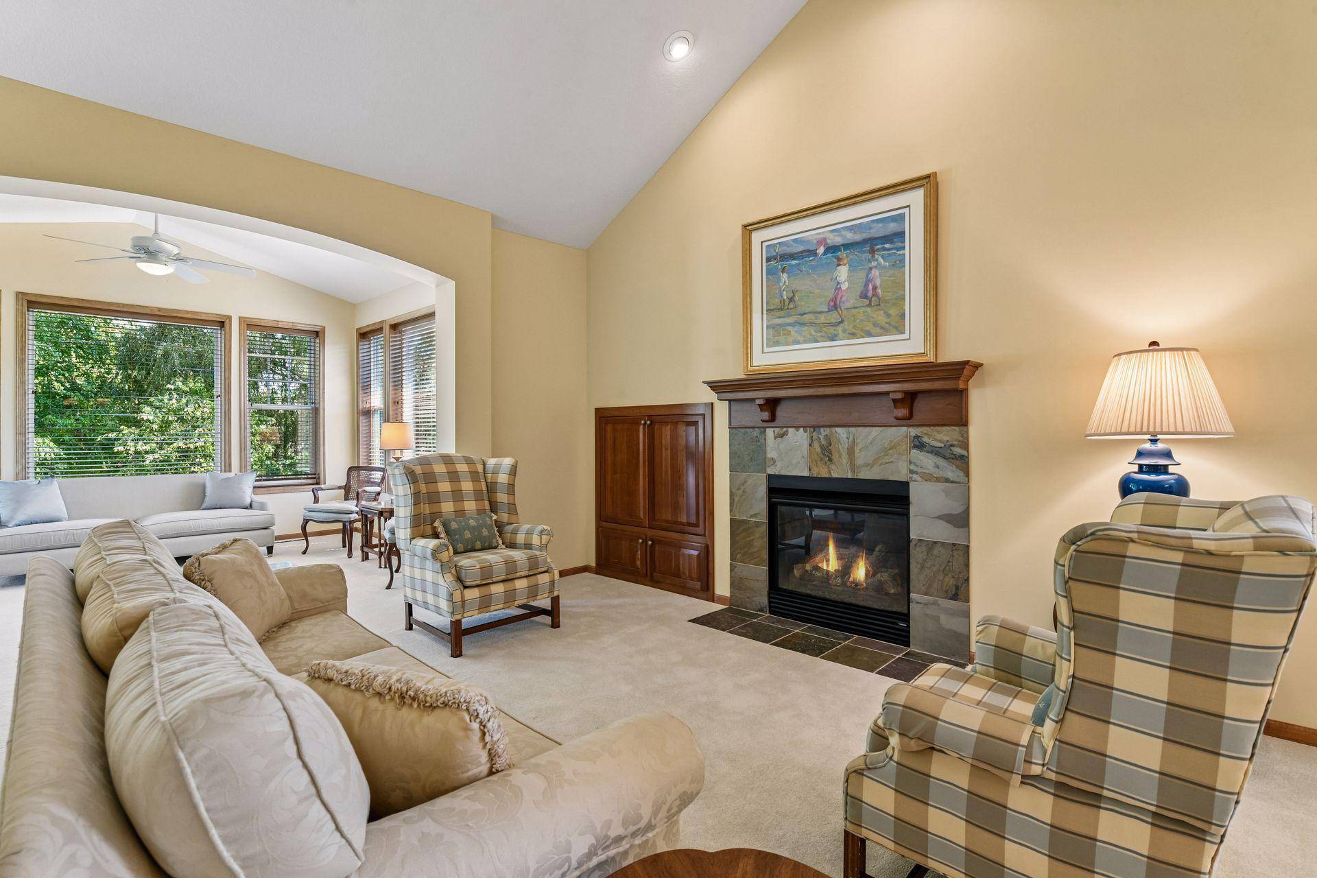 7762 Vasserman PL, Chanhassen, MN 55317
