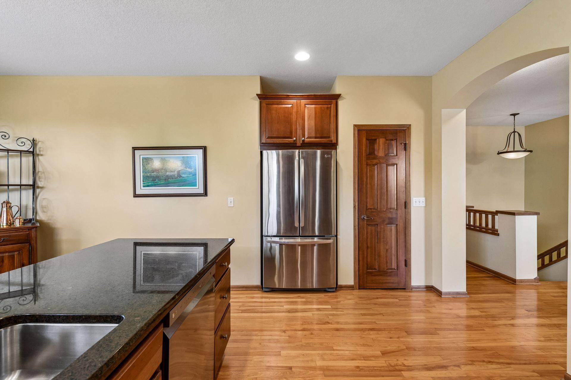 7762 Vasserman PL, Chanhassen, MN 55317