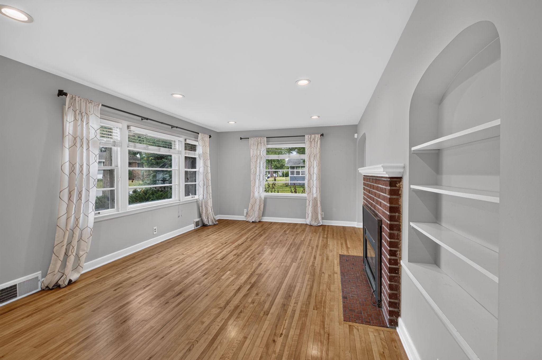 2854 Alabama AVE S, Saint Louis Park, MN 55416