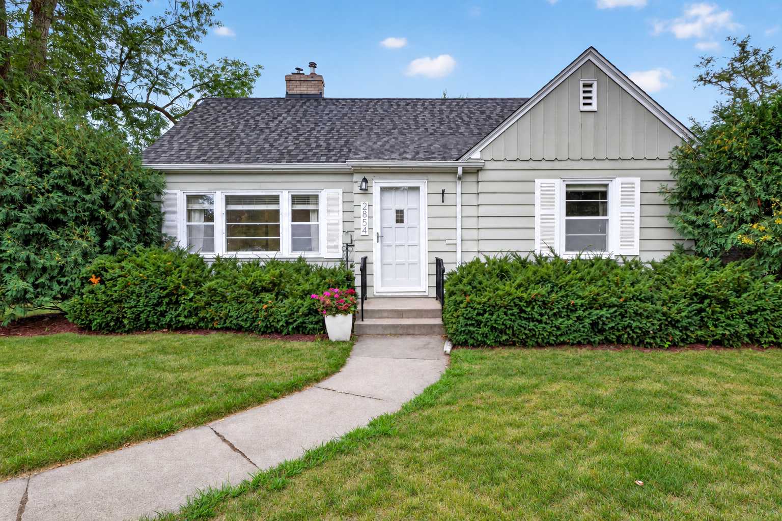 2854 Alabama AVE S, Saint Louis Park, MN 55416
