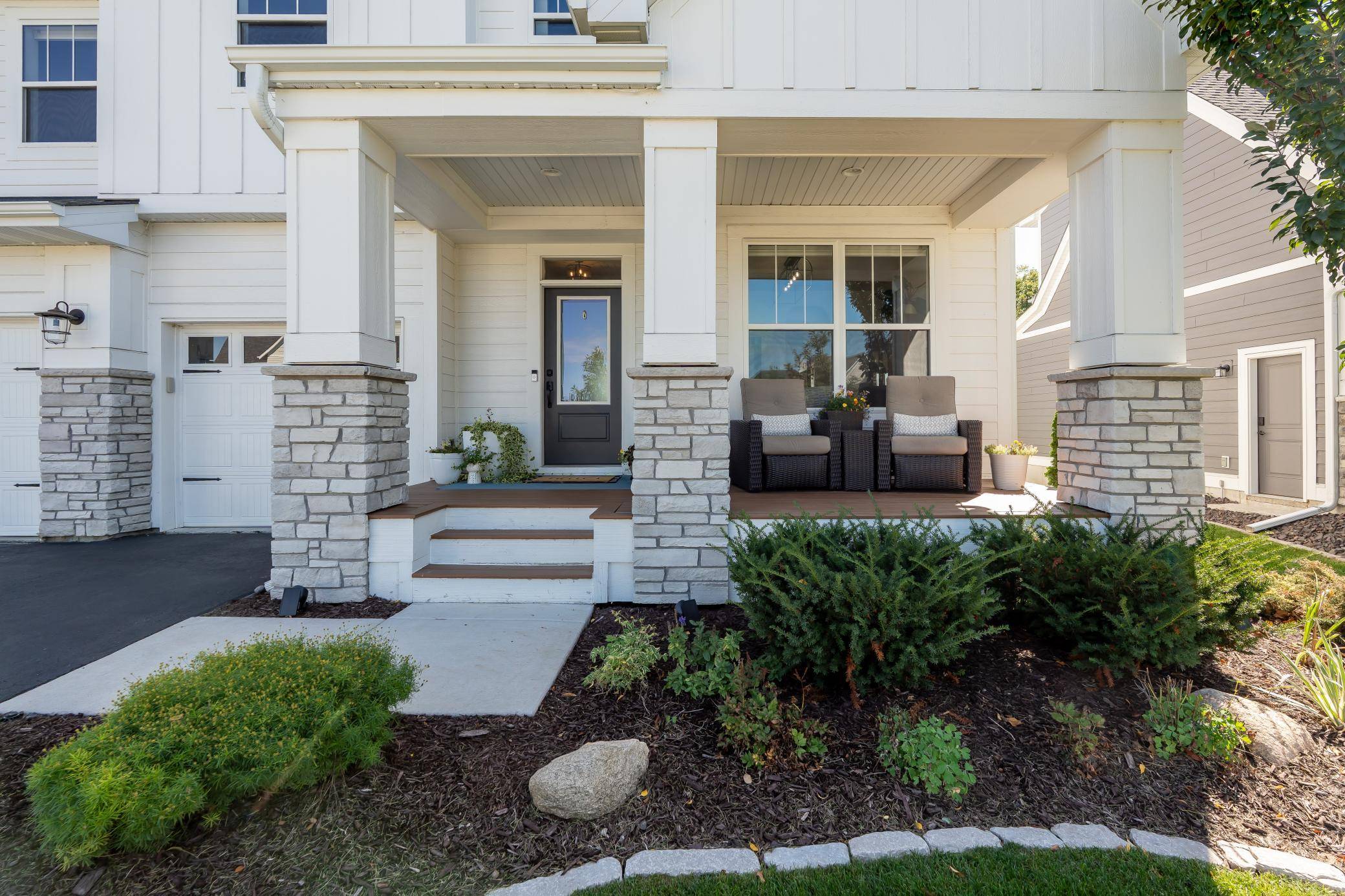 4342 Millstone DR, Chaska, MN 55318