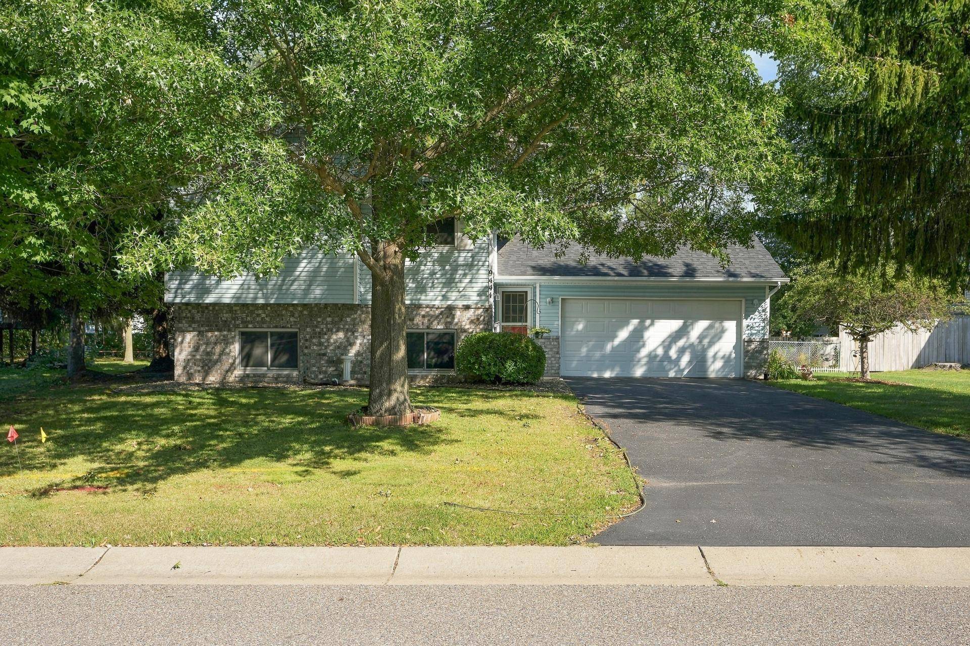 9441 Hames AVE S, Cottage Grove, MN 55016