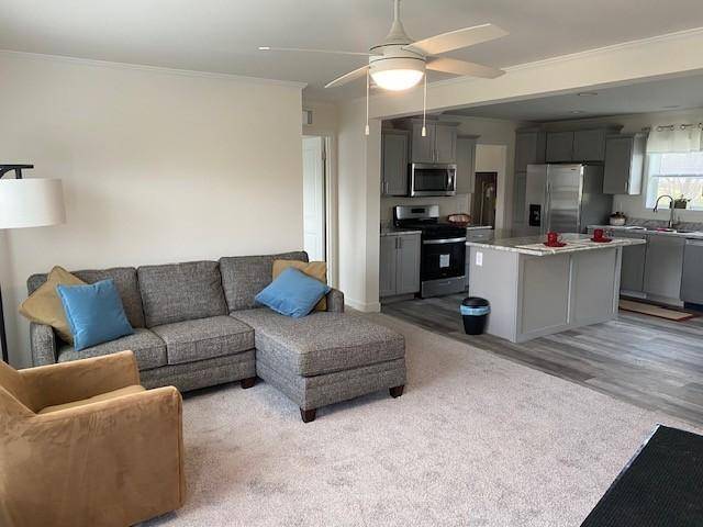 403 NW 1st ST, Staples, MN 56479