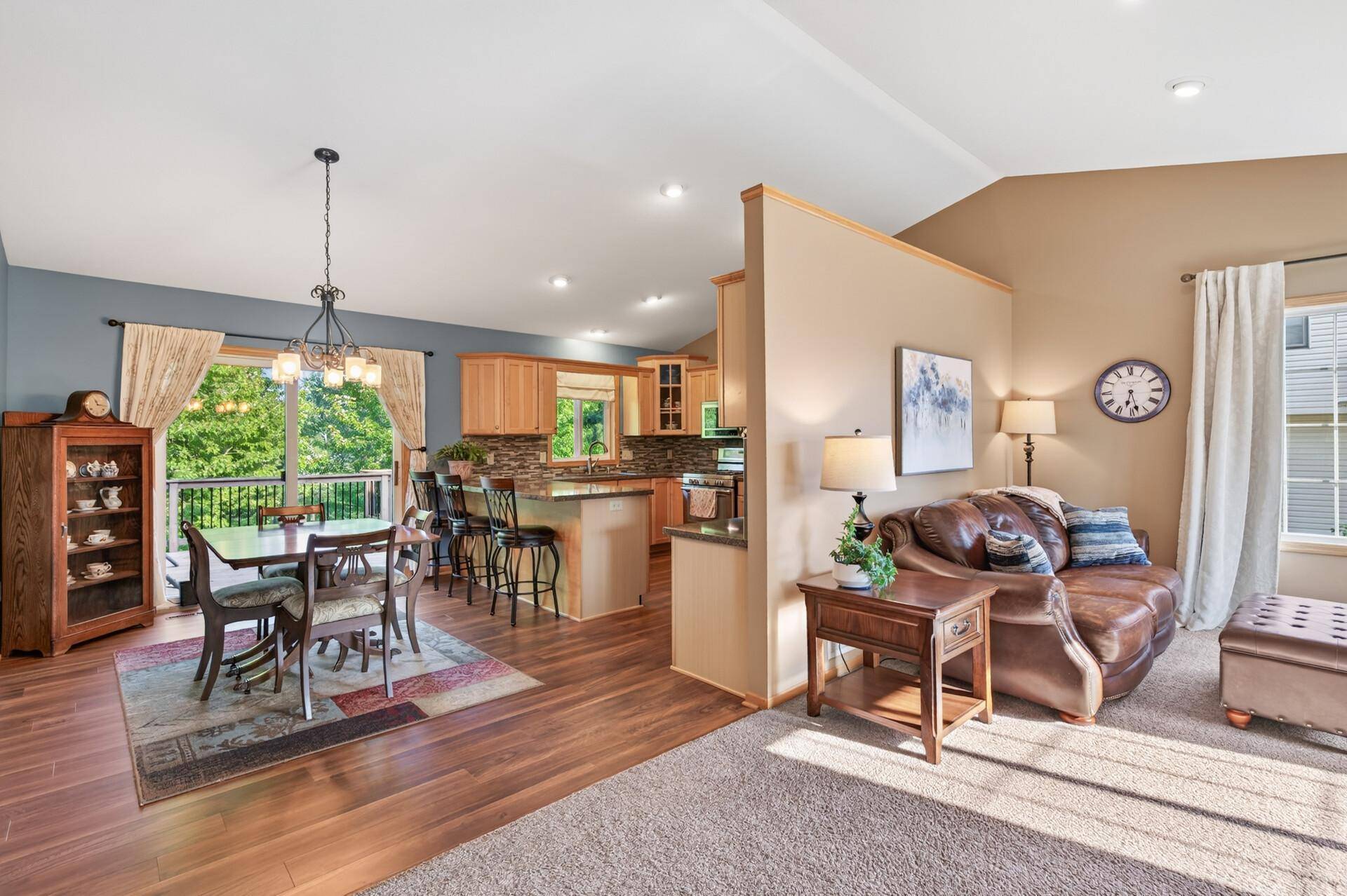 1233 Irvine DR, Hanover, MN 55341
