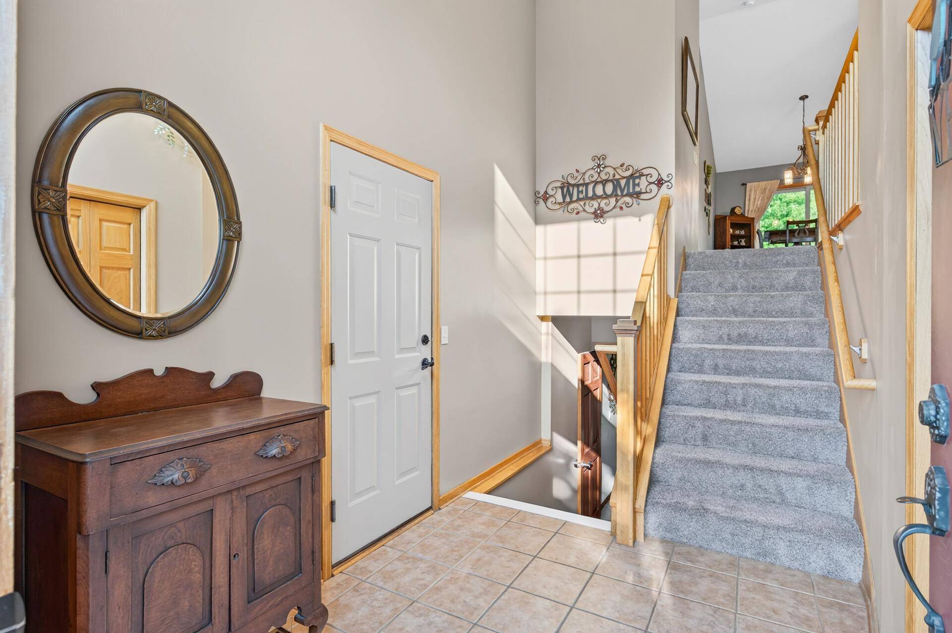1233 Irvine DR, Hanover, MN 55341