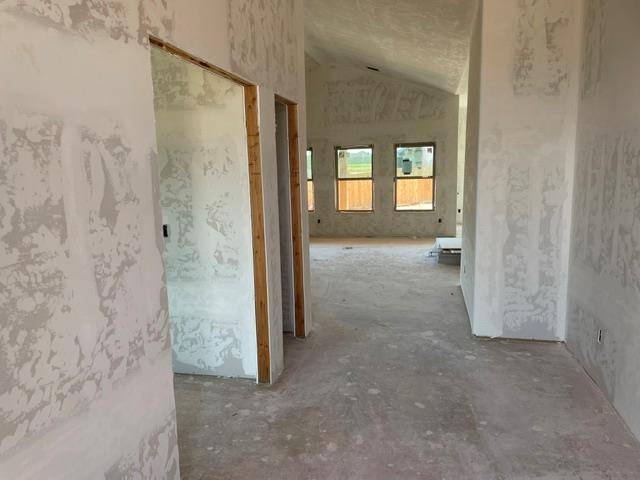 11520 NW 104th ST, Yukon, OK 73099