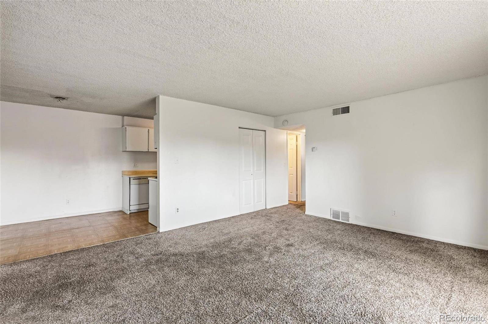 10211 Ura LN #9-207, Thornton, CO 80260
