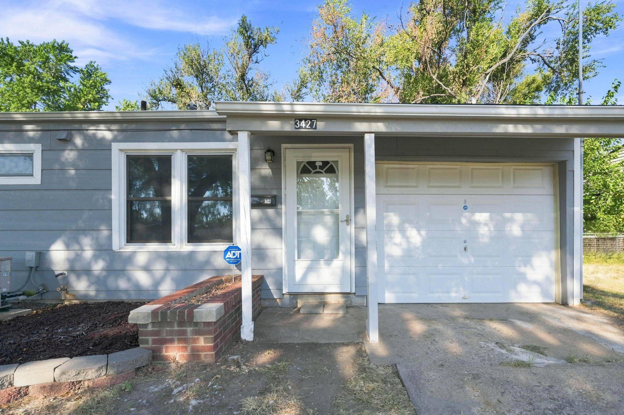 3427 S Everett Ave, Wichita, KS 67217