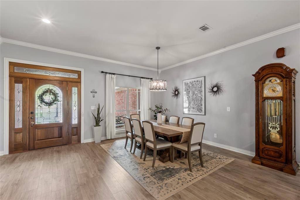 149 Saint Andrews Drive E, Mabank, TX 75156