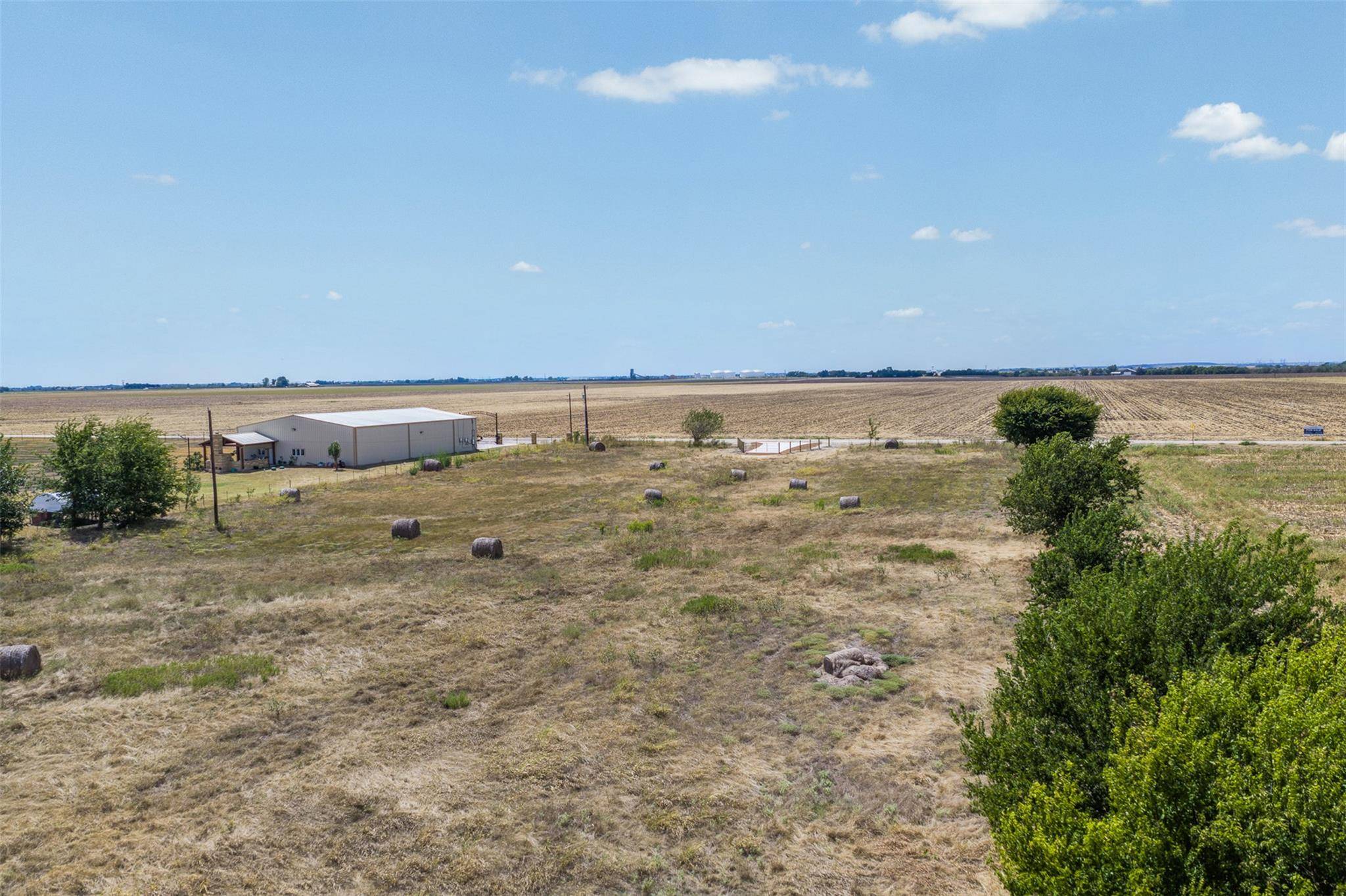 1550 CR 374, Taylor, TX 76574