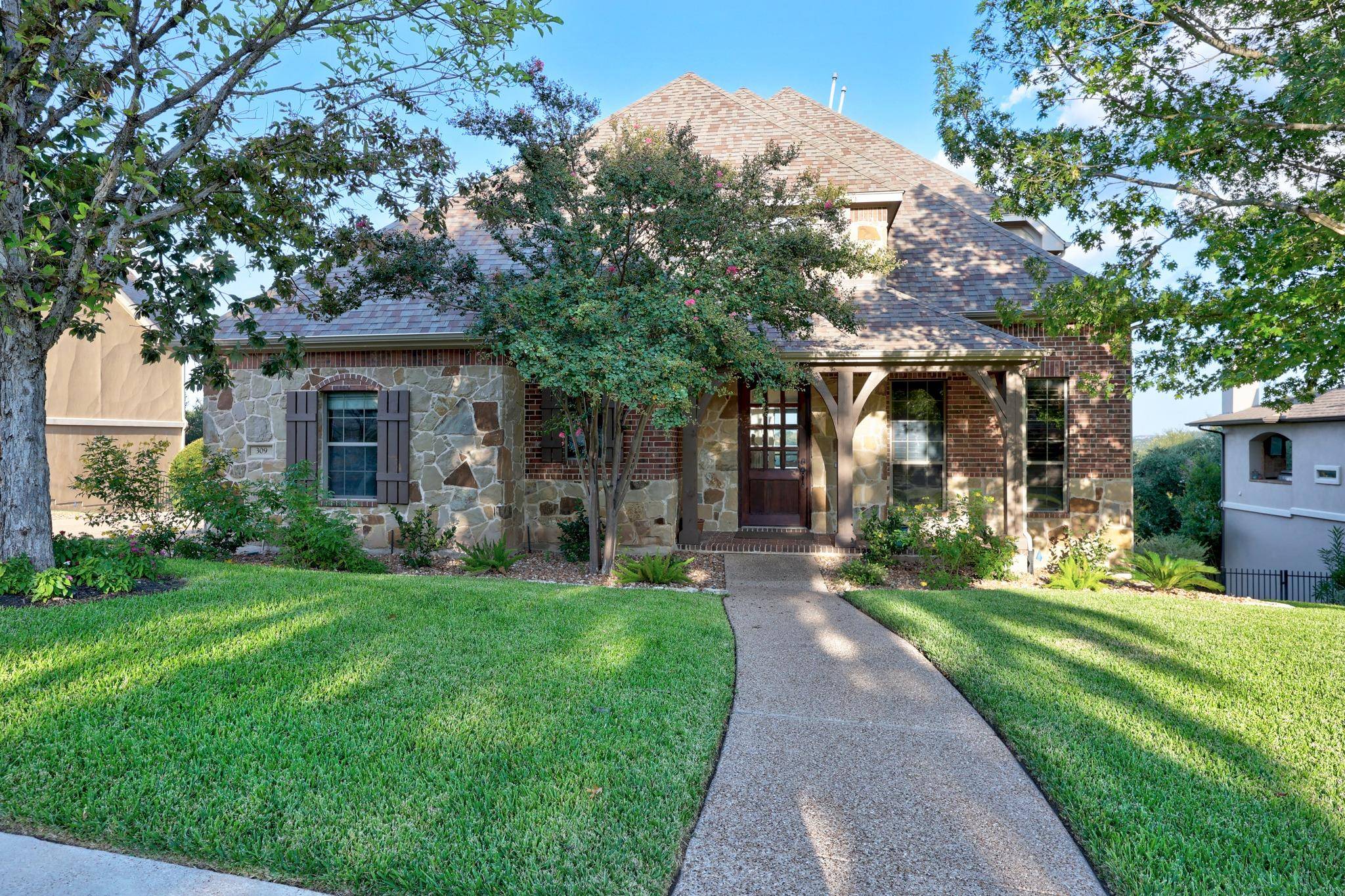 309 Santaluz LN, Austin, TX 78732