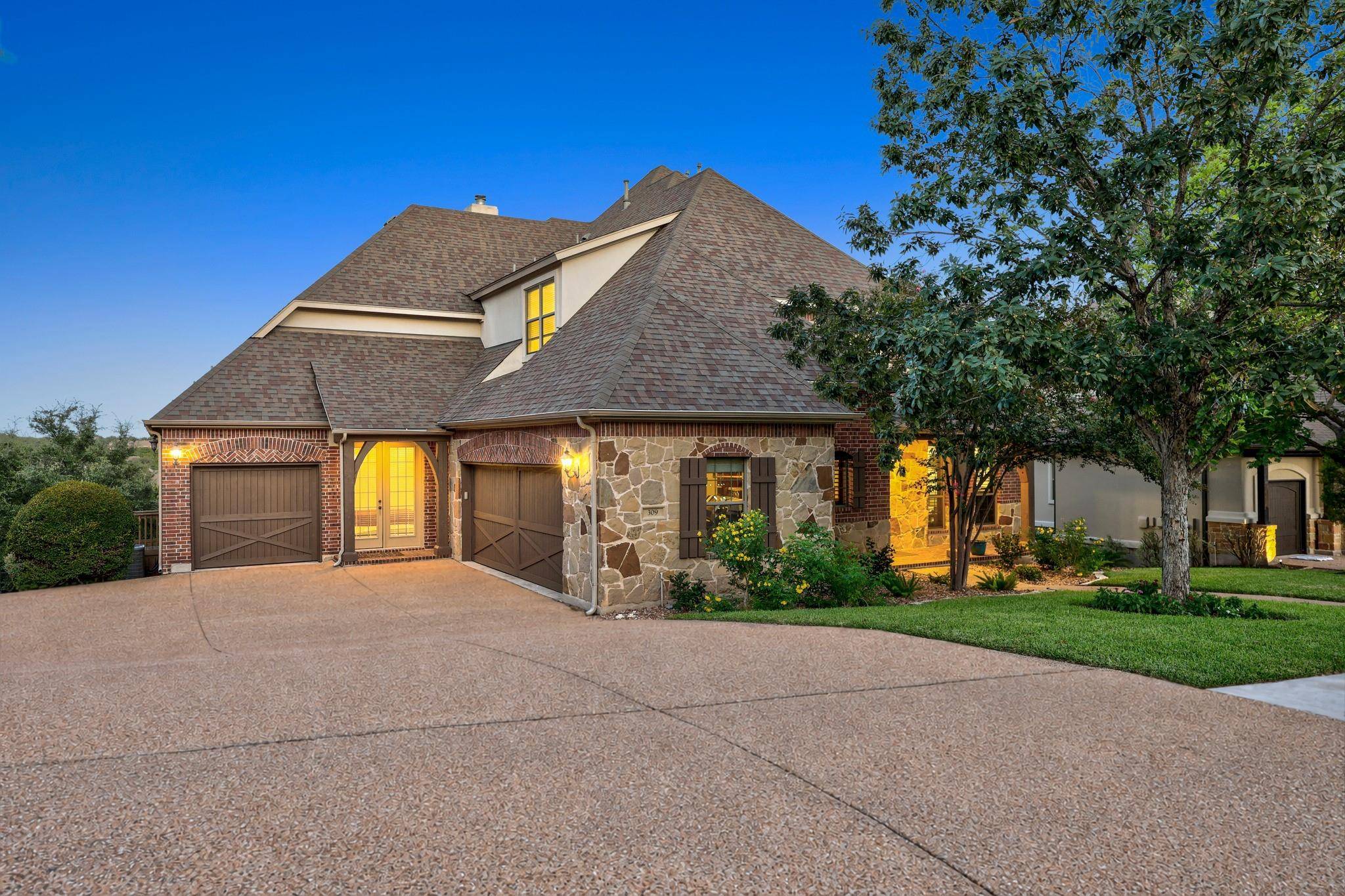 309 Santaluz LN, Austin, TX 78732