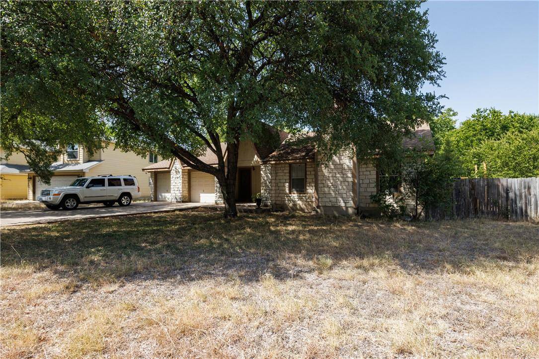 8810 Piney Point DR #B, Austin, TX 78729