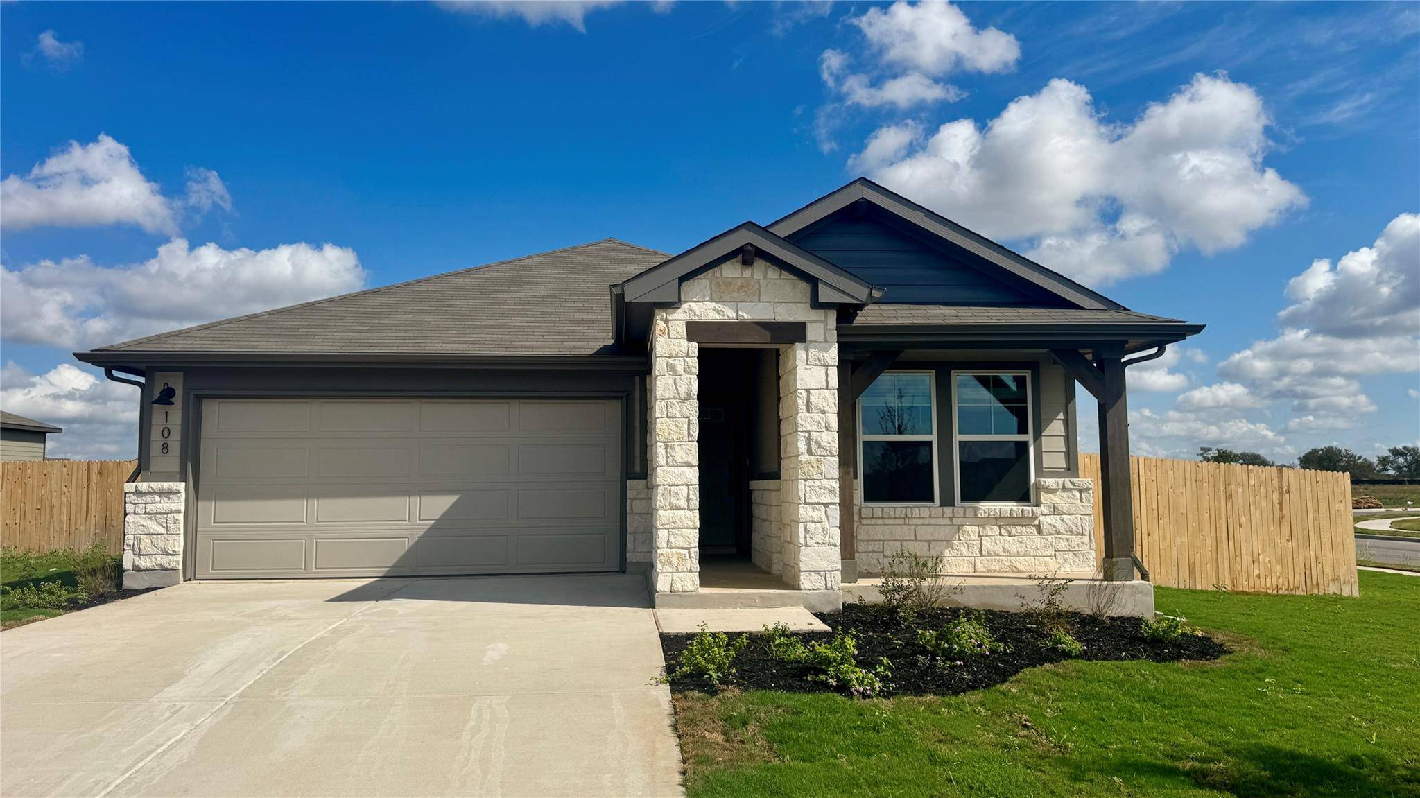 108 Andaman Roost, Cedar Creek, TX 78612